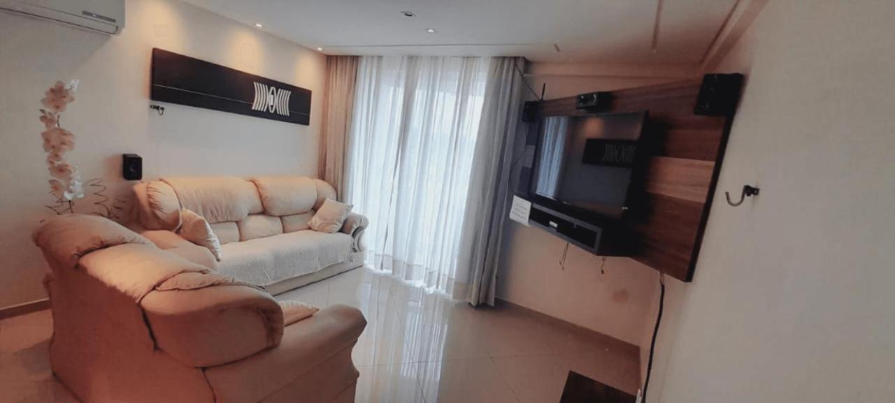 Lindo Apartamento No Coracao Da Cidade - Apartamento Inteiro Ou Seja Nao E Compartilhado Com Outras Pessoas - Perto De Tudo - 2 Quartos - Ar Condicionado - Churrasqueira - Cozinha Completa - 120 Metros Quadrados Ao Todo - Quartos Com 12 Metros Quadra Uniao Da Vitoria Exterior foto